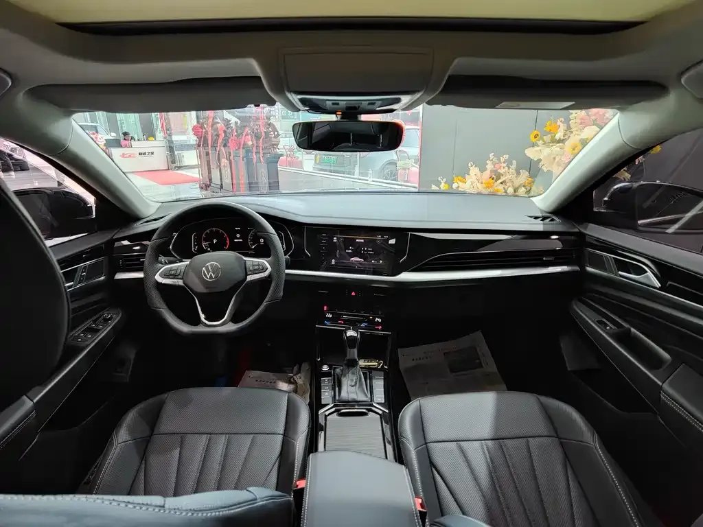 Volkswagen Passat 2024 из CN, фото 3