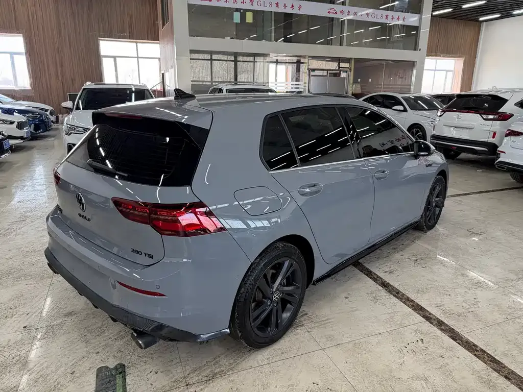 Volkswagen Golf 2022 из CN, фото 3