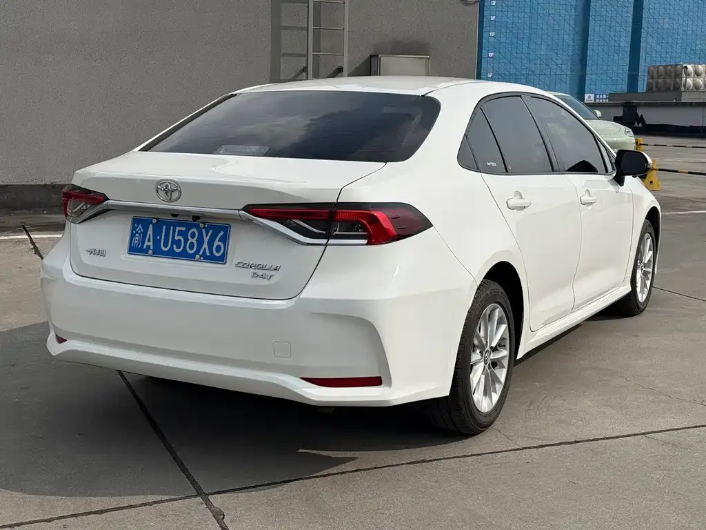 Toyota Corolla 2021 из CN, фото 2