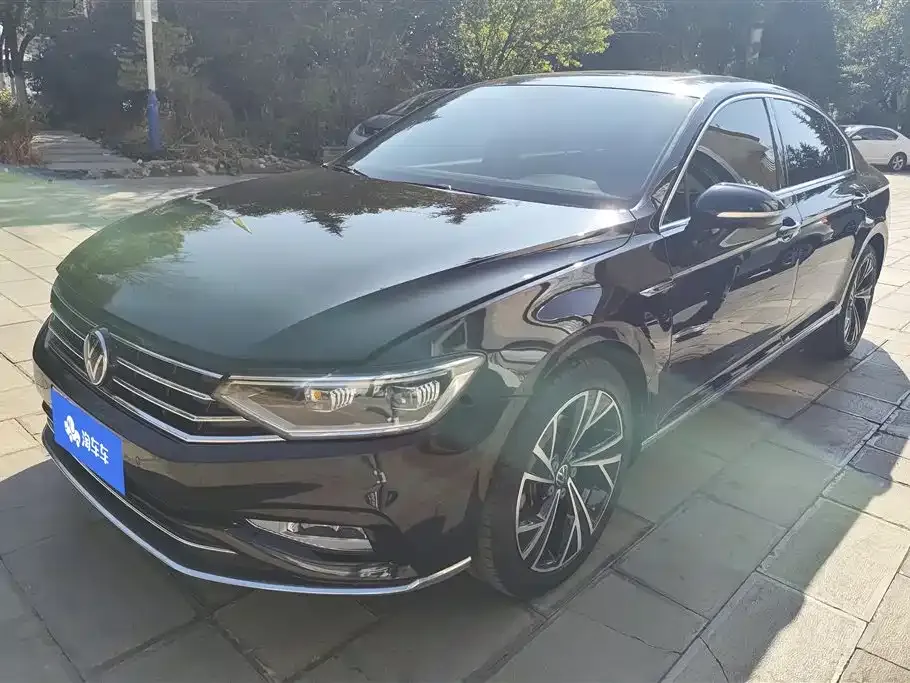 Volkswagen Passat 2022 из CN, фото 1