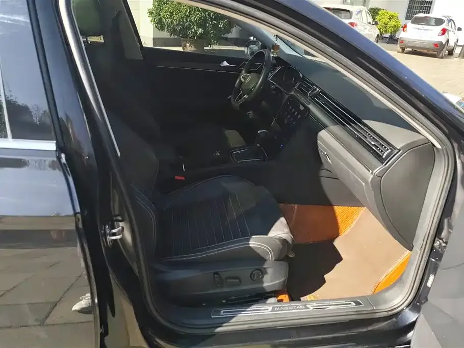 Volkswagen Passat 2022 из CN, фото 8