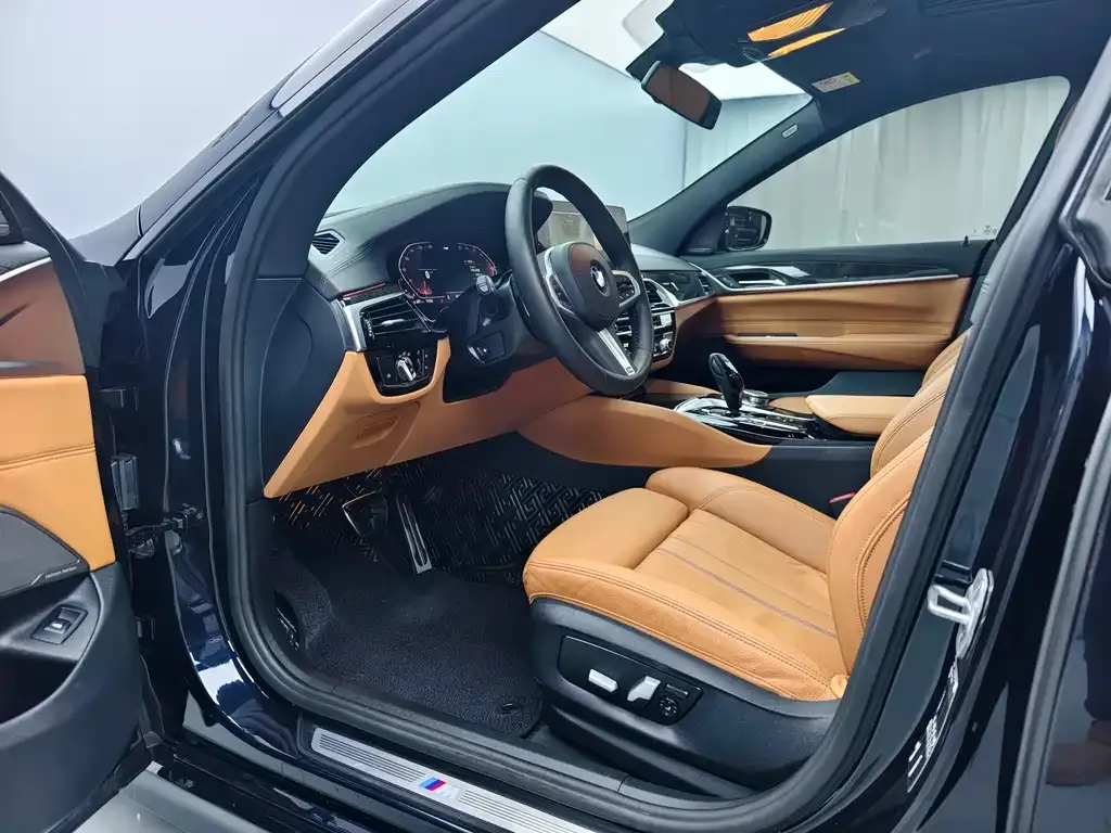 BMW 6 Series GT 2022 из CN, фото 4
