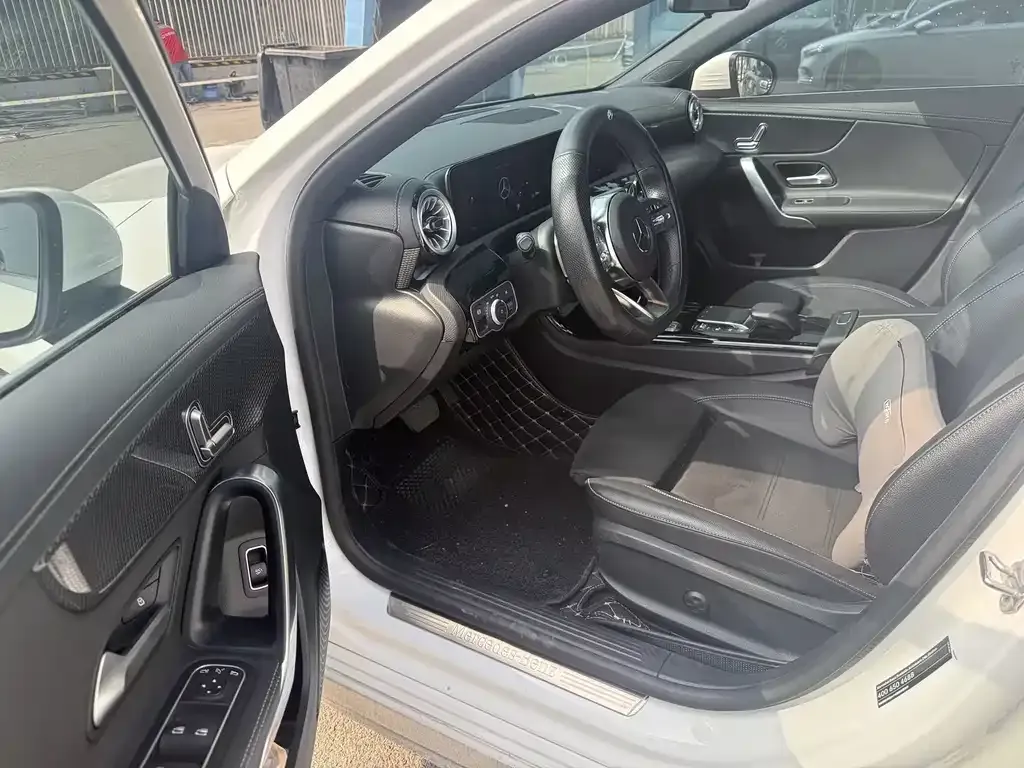 Mercedes-Benz A-Class 2022 из CN, фото 4