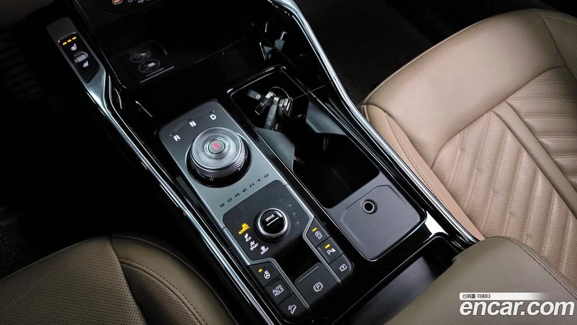 Kia Sorento — фото 10