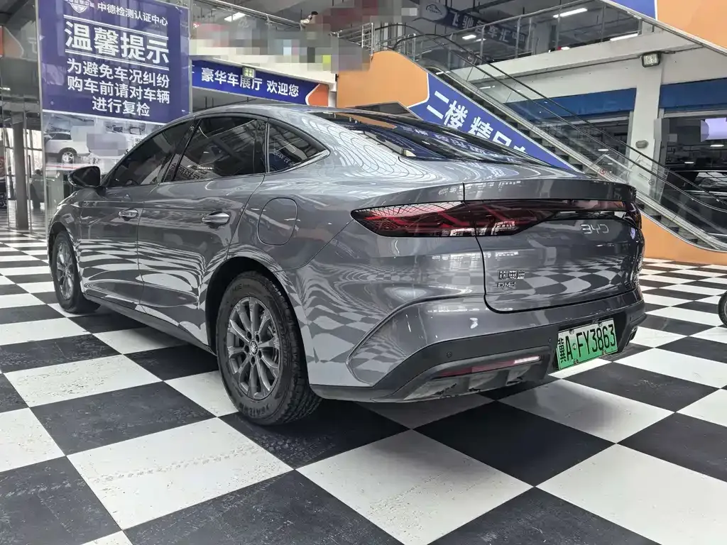 BYD Qin L — фото 6