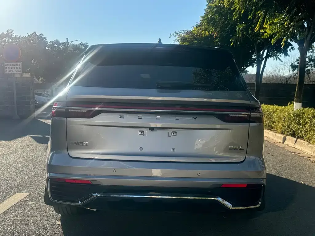 Geely Haoyue L 2023 из CN, фото 3