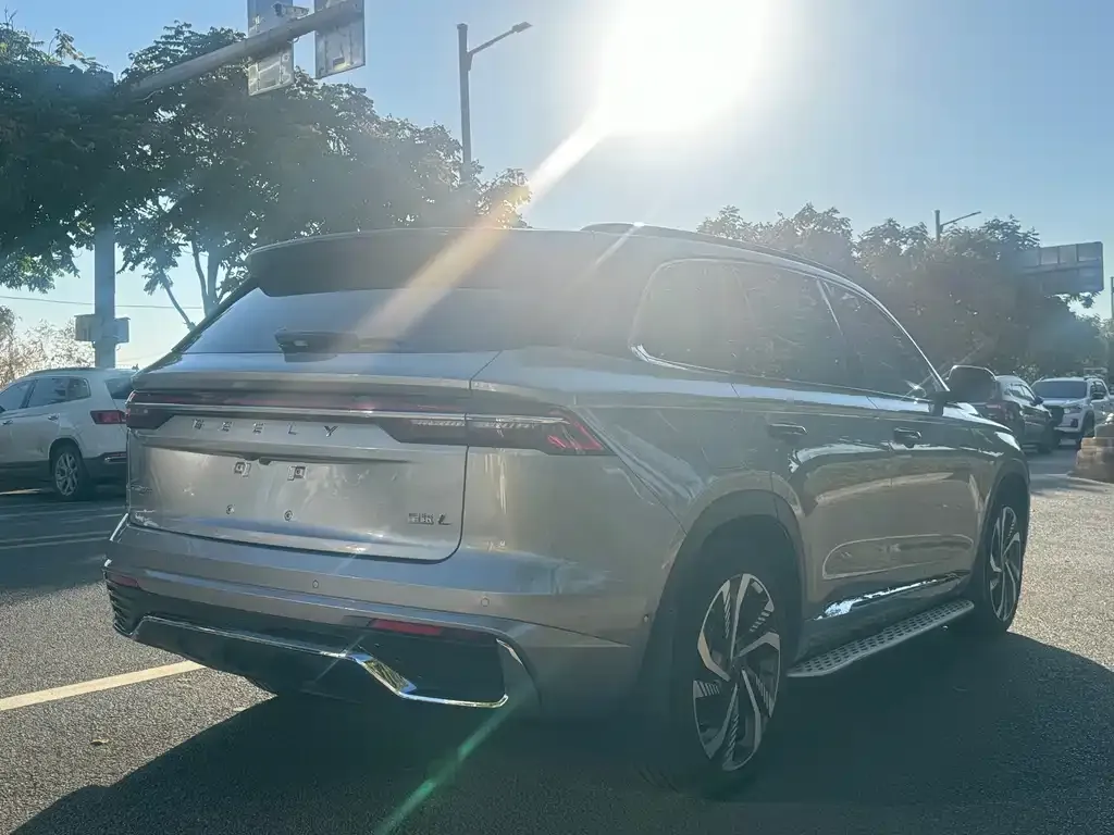 Geely Haoyue L 2023 из CN, фото 2