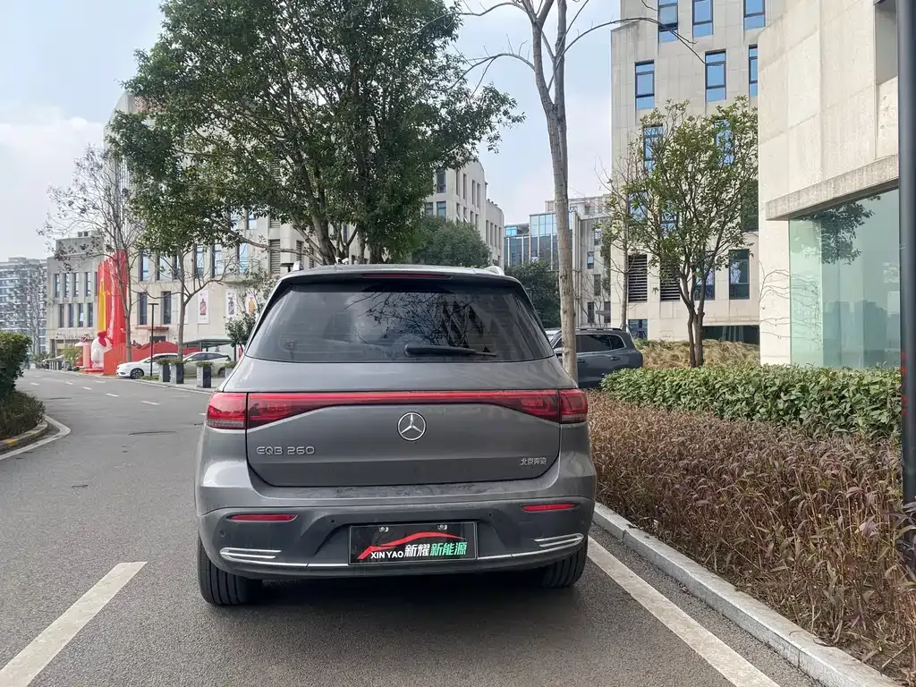 Mercedes-Benz EQB 2023 из CN, фото 8