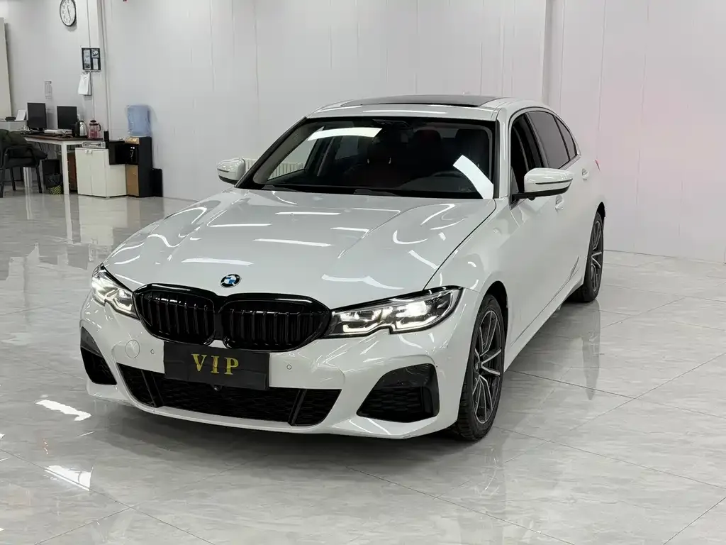 BMW 3 Series — фото 1