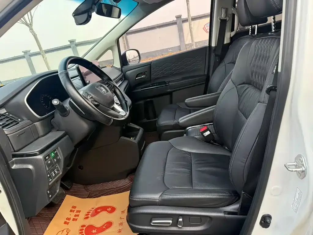 Honda Elysion 2023 из CN, фото 6