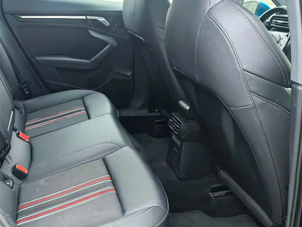 Audi A3 2022 из CN, фото 2