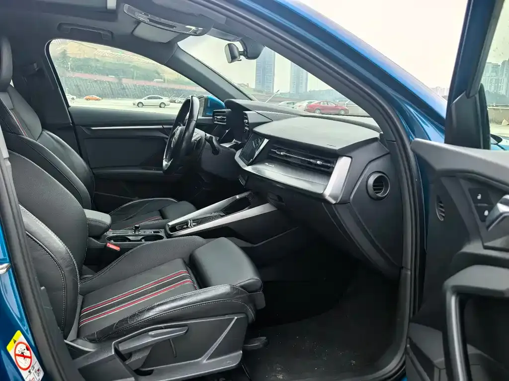 Audi A3 2022 из CN, фото 9