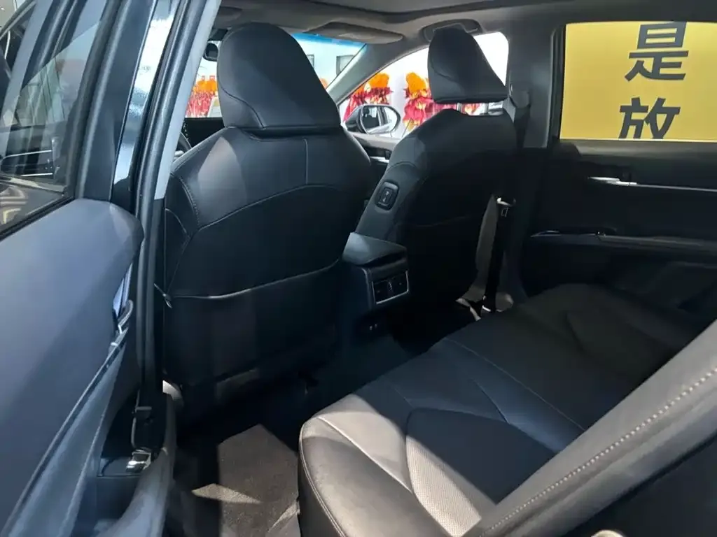 Toyota Camry 2022 из CN, фото 3