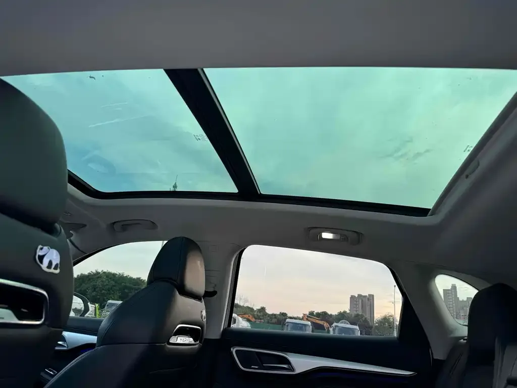 Roewe Feifan MARVEL R 2023 из CN, фото 2