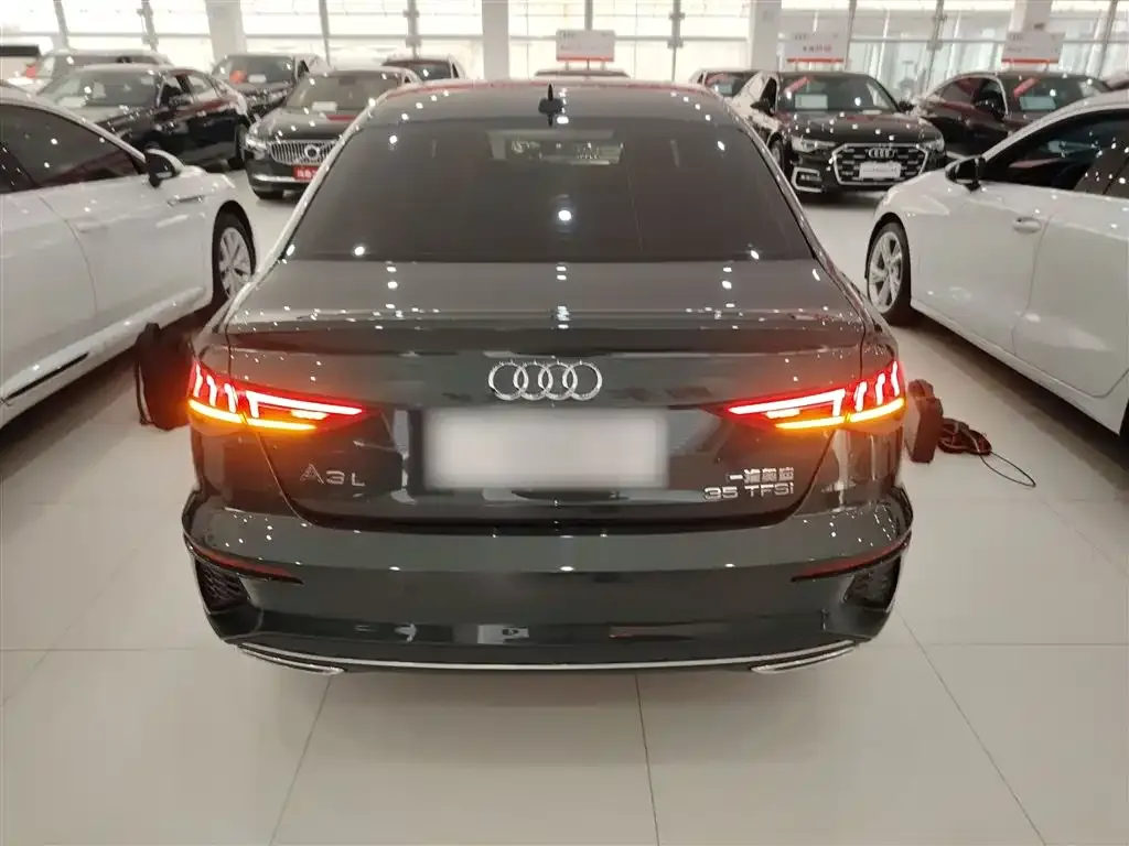 Audi A3 2024 из CN, фото 6