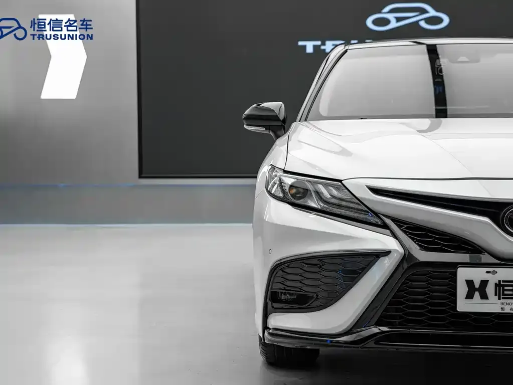 Toyota Camry 2023 из CN, фото 5