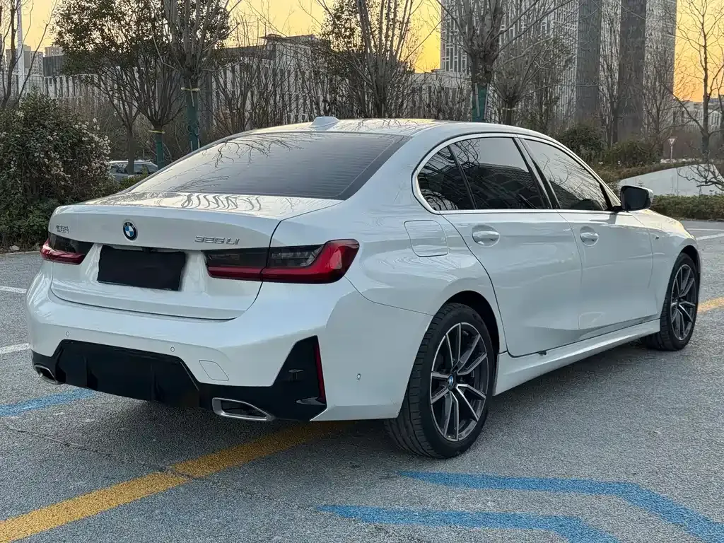 BMW 3 Series 2024 из CN, фото 4