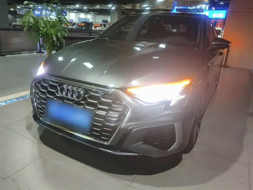 Audi A3 2024 из CN, фото 2