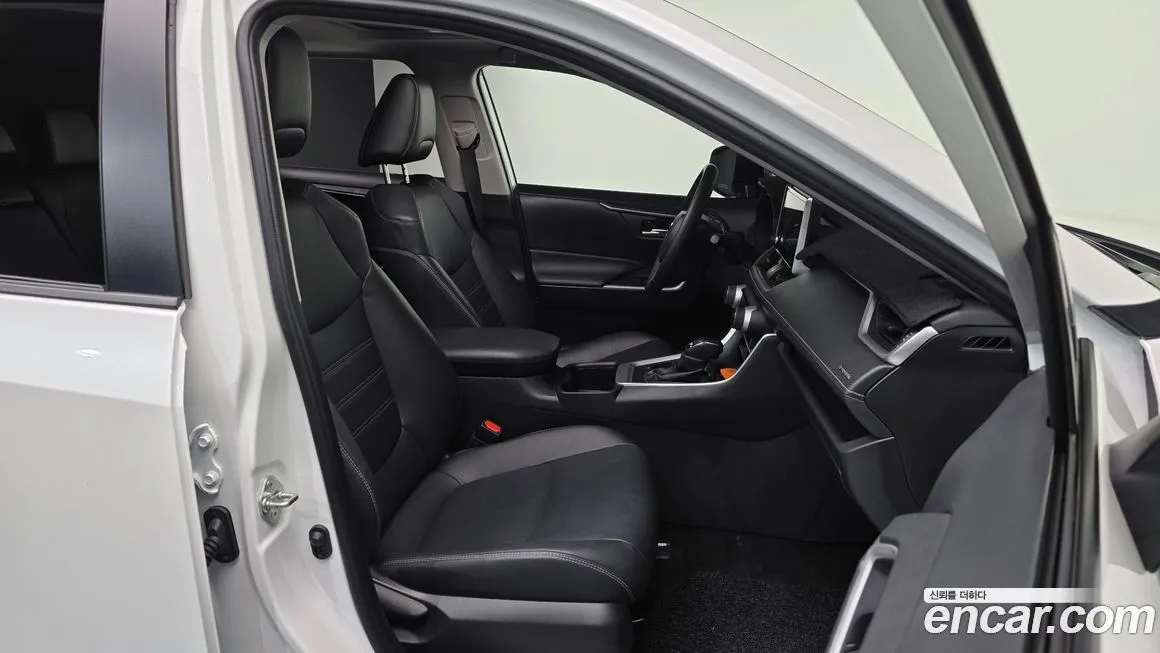 Toyota RAV4 2024 из KR, фото 7