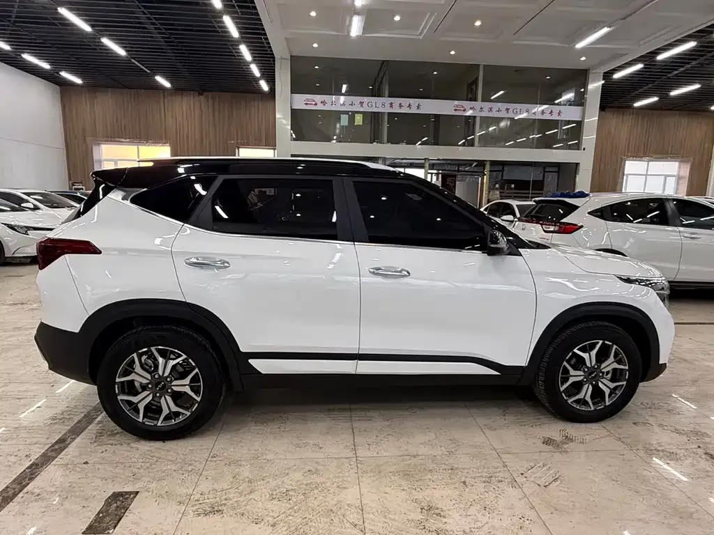 Kia KX3 — фото 10