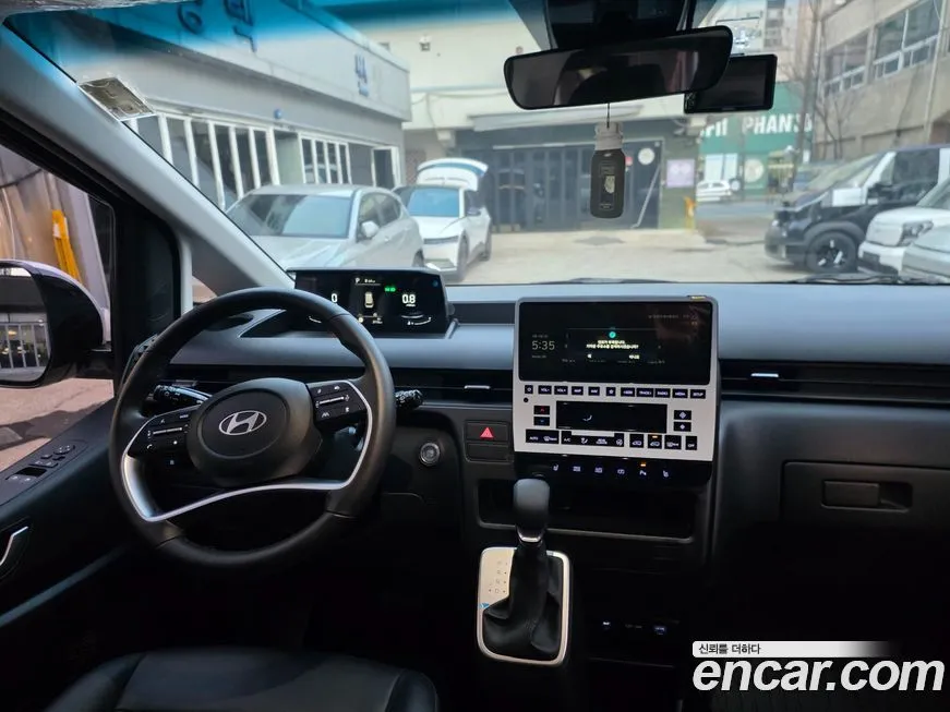 Hyundai Staria 2025 из KR, фото 2