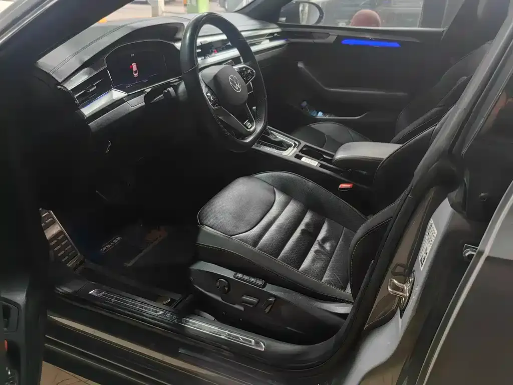Volkswagen CC 2023 из CN, фото 6