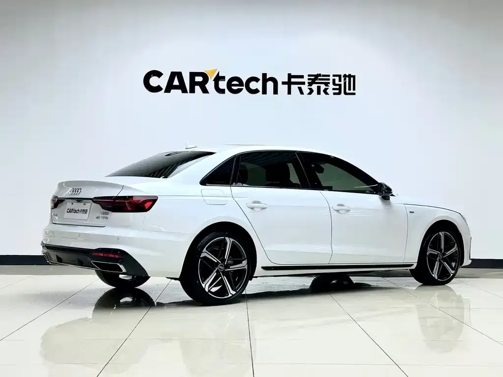 Audi A4L — фото 5