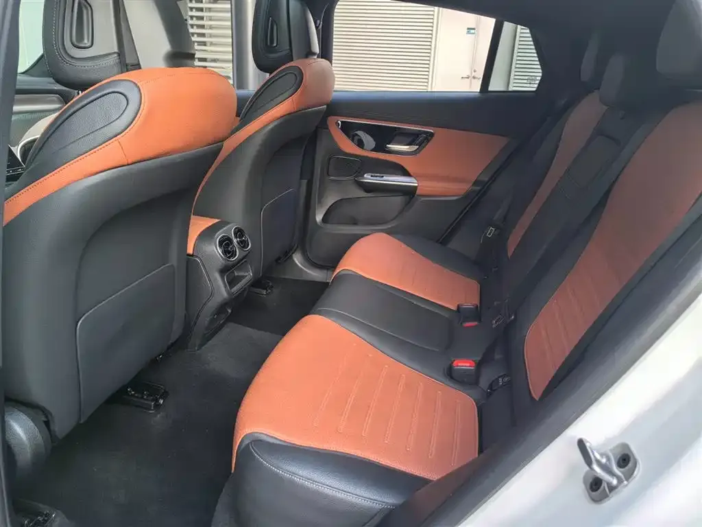 Mercedes-Benz GLC Coupe 2024 из CN, фото 3