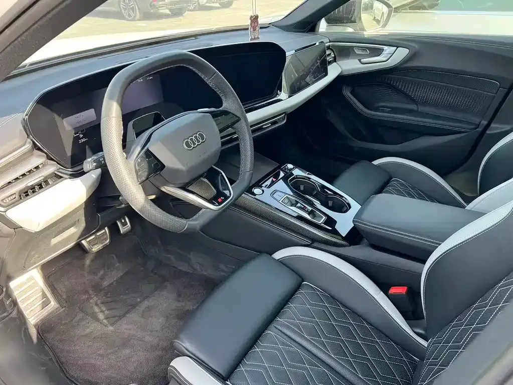 Audi A5L 2025 из CN, фото 5