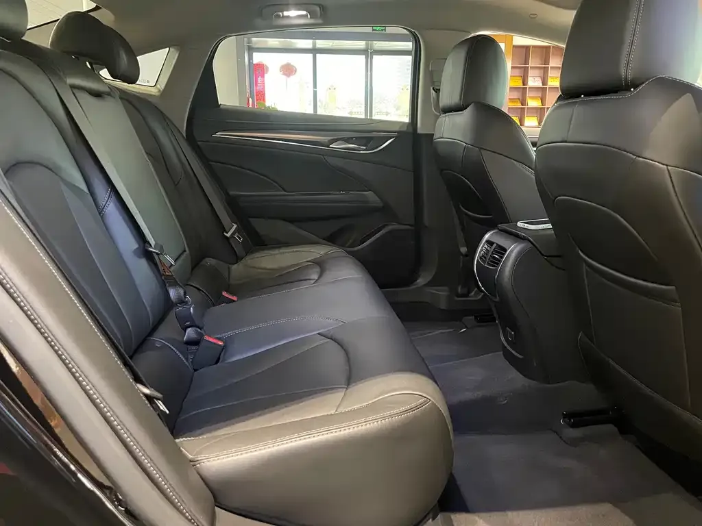 Buick LaCrosse 2023 из CN, фото 4