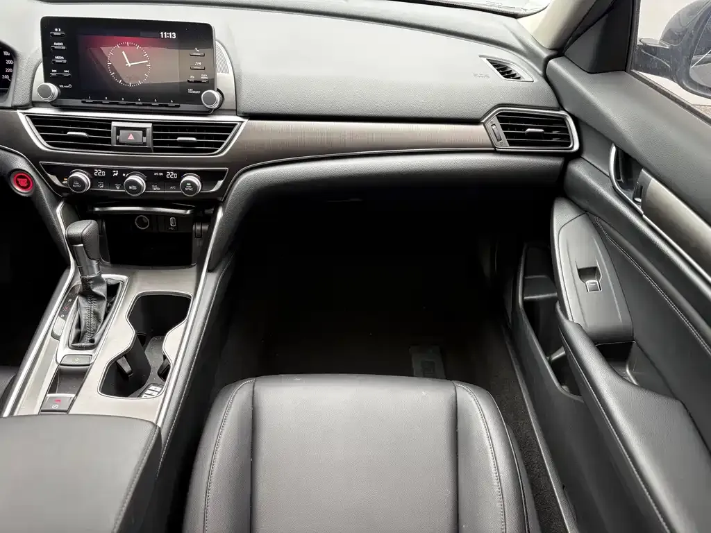 Honda Accord 2021 из CN, фото 4