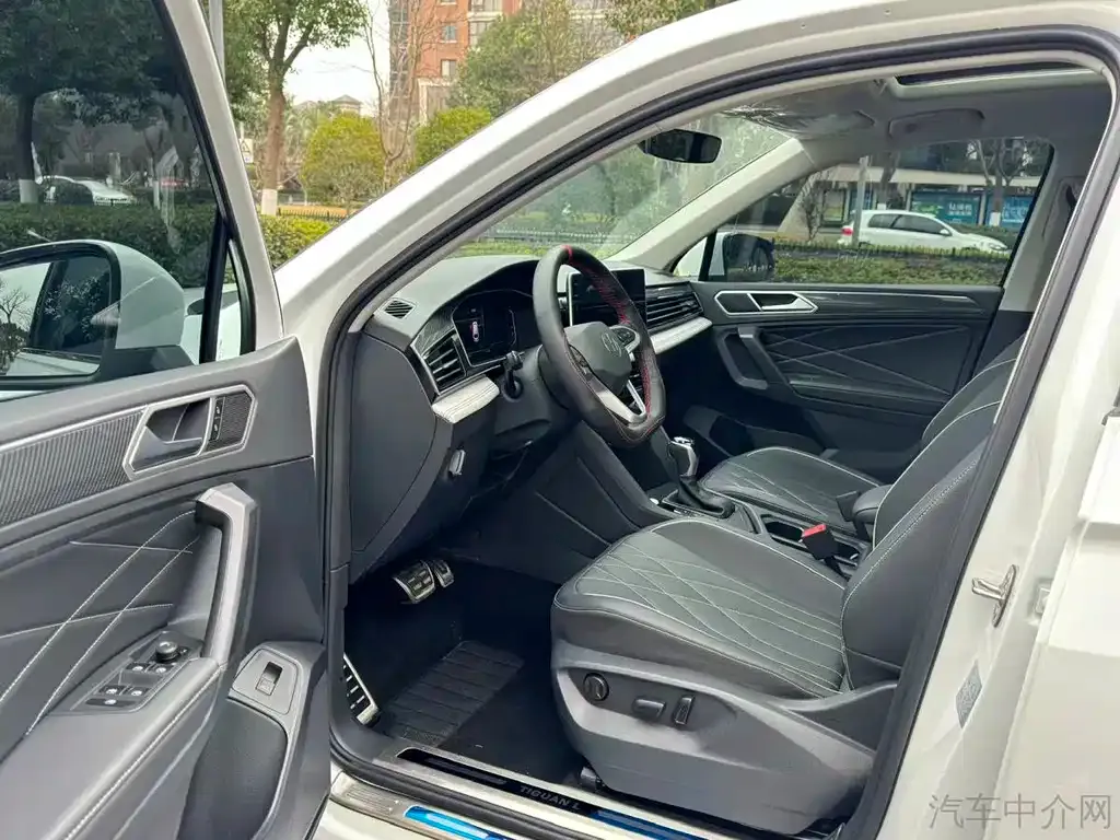 Volkswagen Tiguan L 2024 из CN, фото 8