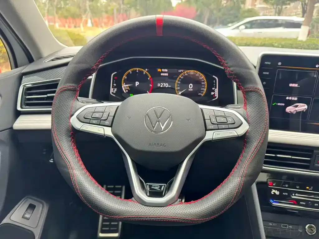 Volkswagen Tiguan L 2024 из CN, фото 4