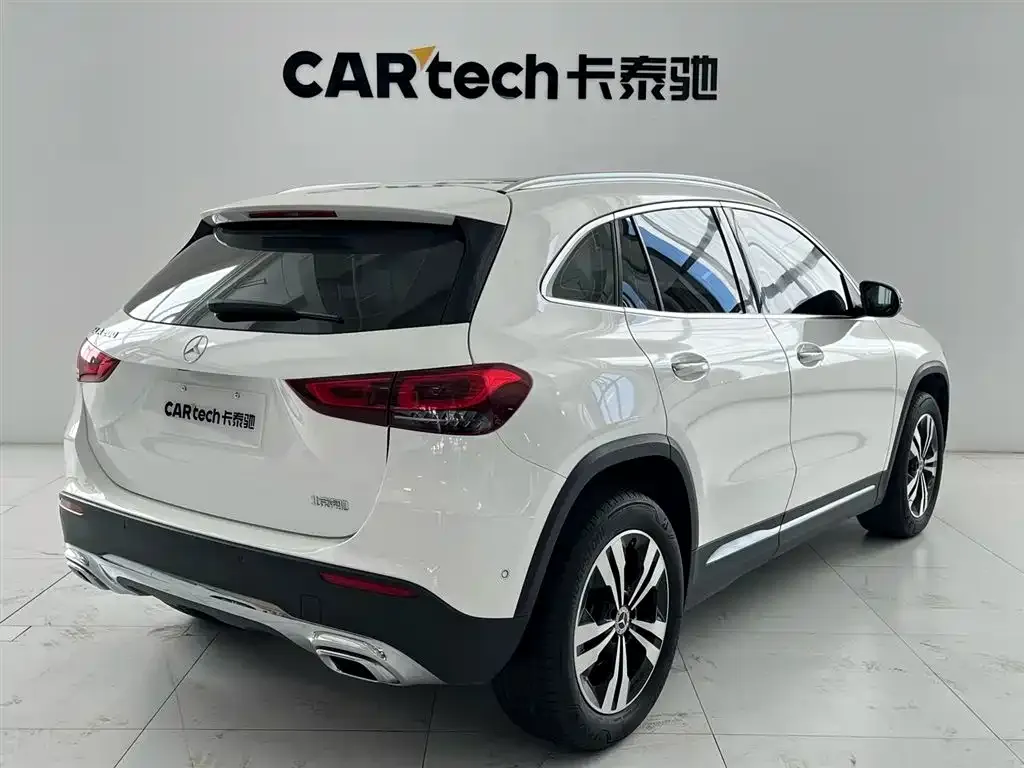 Mercedes-Benz GLA — фото 10