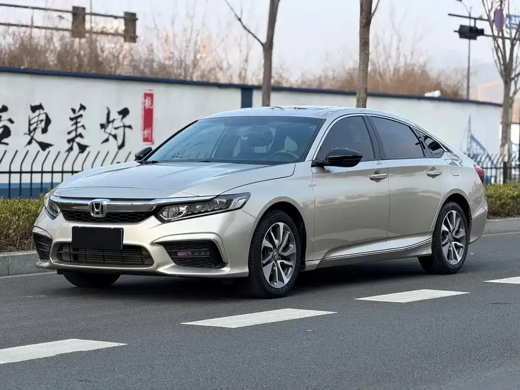 Honda Inspire — фото 1