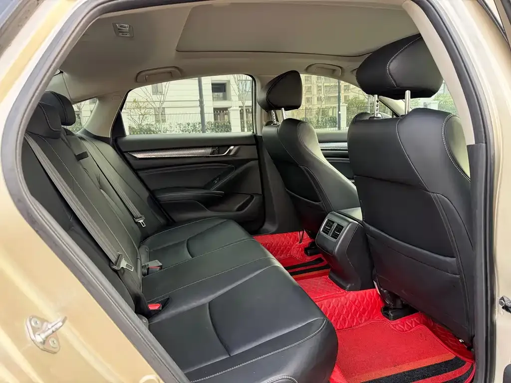 Honda Inspire — фото 10