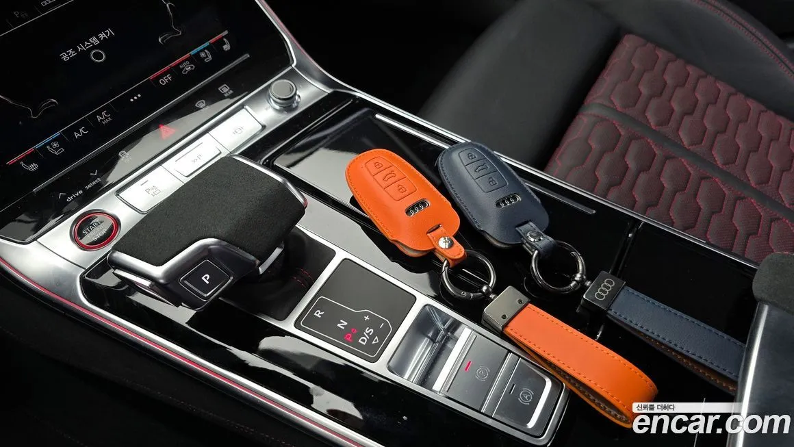 Audi RS6 2025 из KR, фото 5