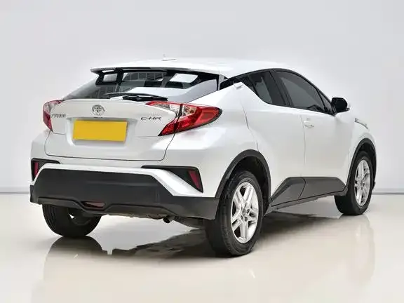 Toyota C-HR 2023 из CN, фото 8