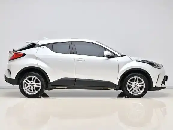 Toyota C-HR 2023 из CN, фото 4