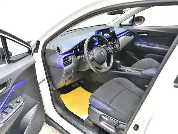 Toyota C-HR 2023 из CN, фото 9
