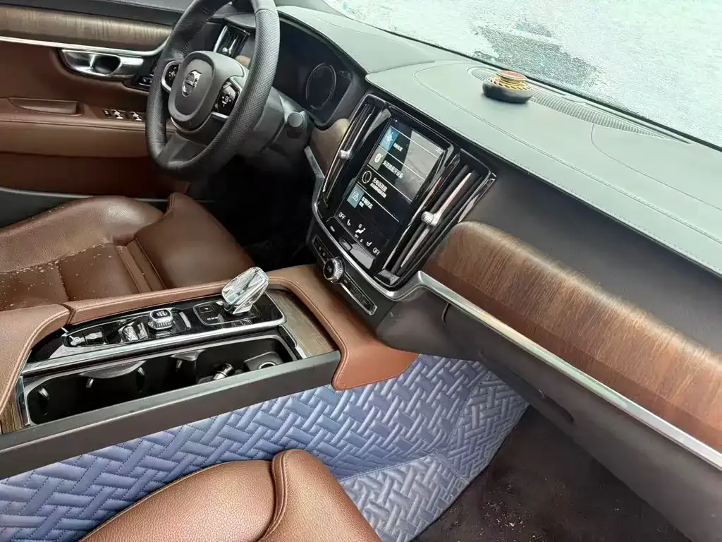 Volvo S90 2021 из CN, фото 8