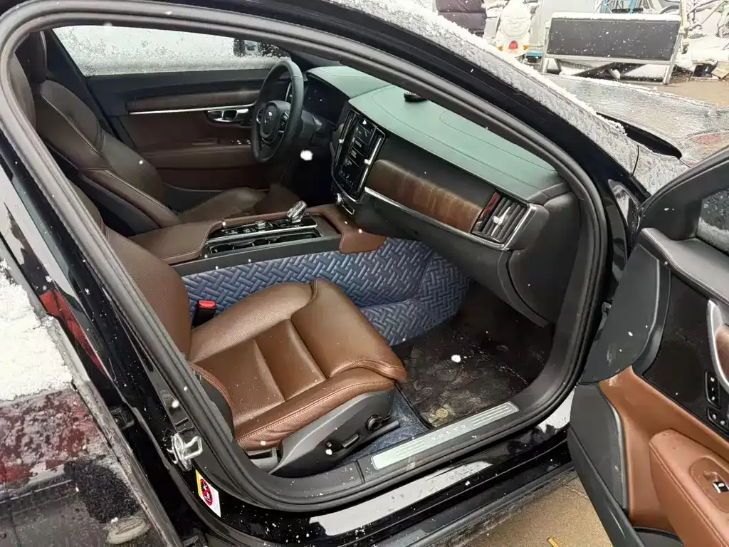 Volvo S90 2021 из CN, фото 5