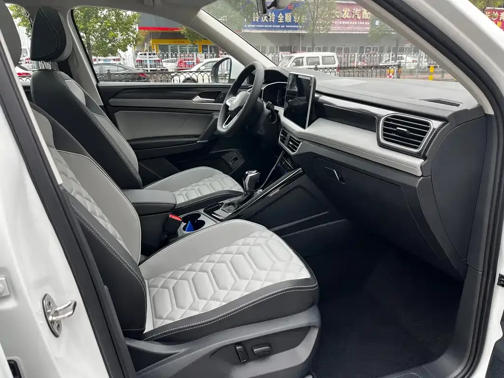 Volkswagen Tayron 2026 из CN, фото 2
