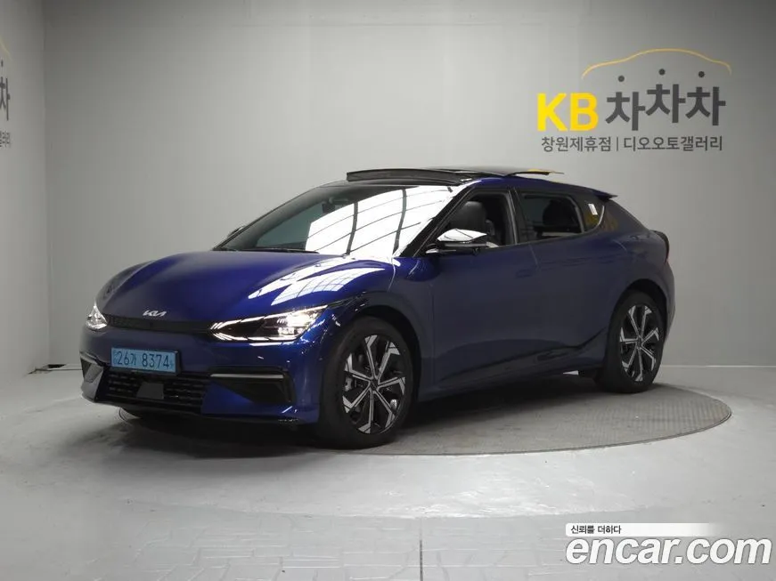 Kia EV6 — фото 1