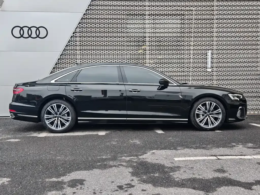 Audi A8 2026 из CN, фото 10