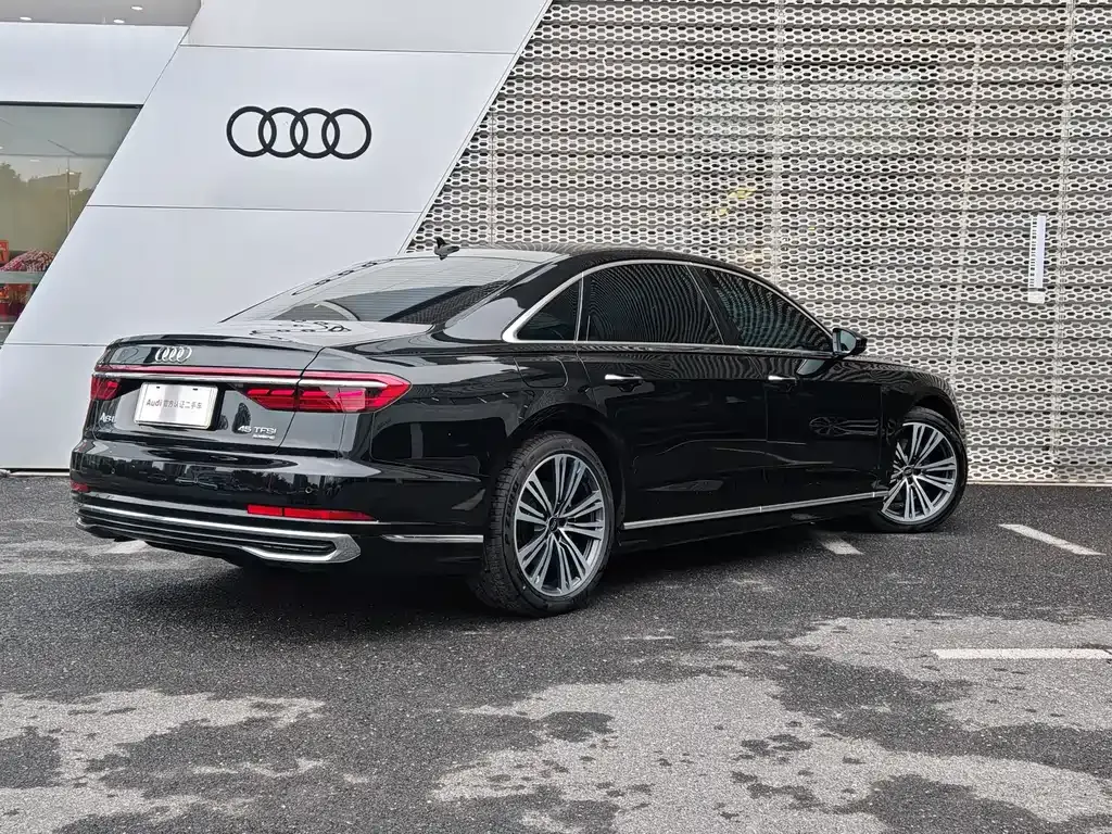 Audi A8 2026 из CN, фото 7