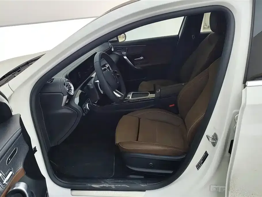 Mercedes-Benz A-Class 2025 из CN, фото 5