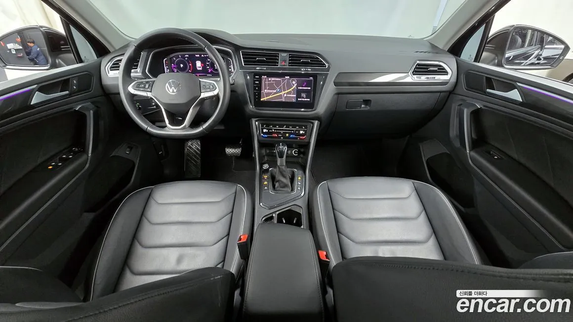 Volkswagen Tiguan — фото 7