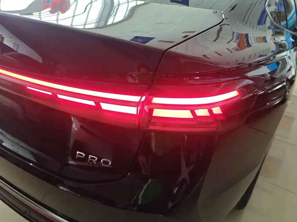 Volkswagen Passat 2025 из CN, фото 5