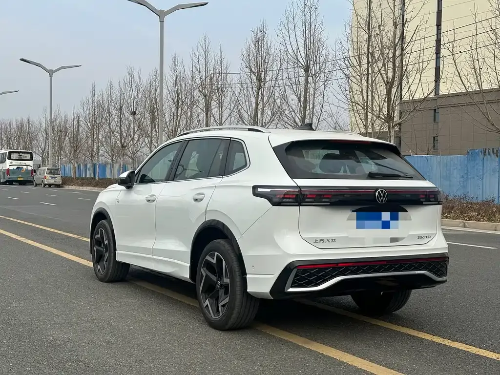 Volkswagen Tiguan L 2026 из CN, фото 8